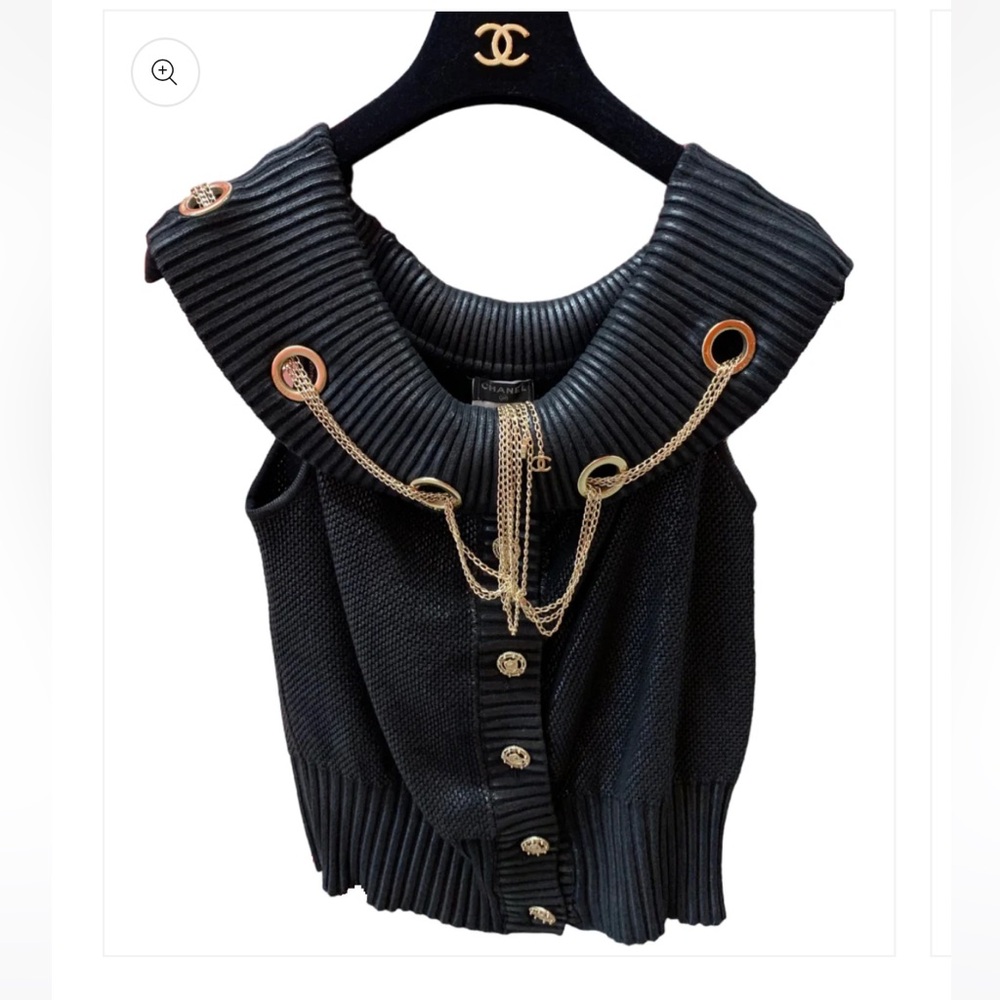 Chanel T shirt